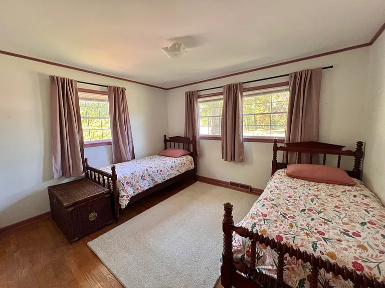 23054 Town Creek Dr — Photo 6