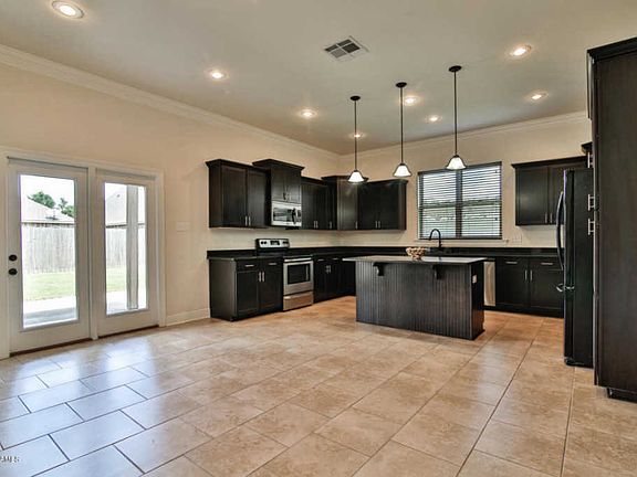 4th image of 119 Angel Rock Ln