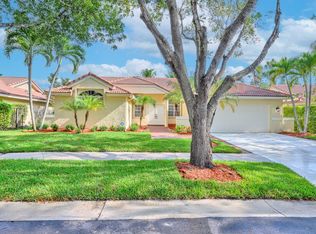 1615 Lakeshore Cir, Fort Lauderdale, FL 33326