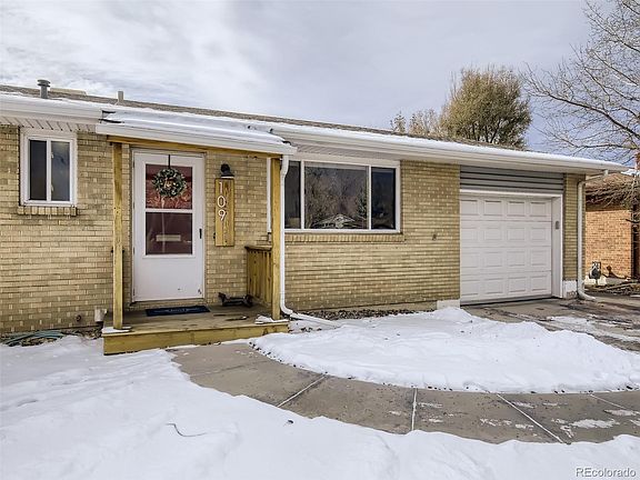 3rd image of 109 17th Ave