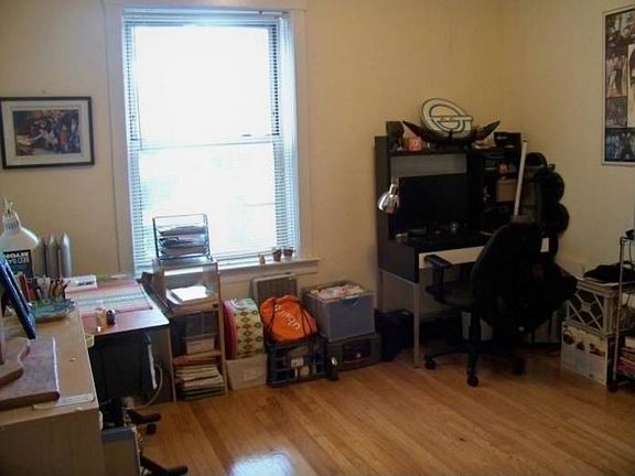 4th image of 4608 N Campbell Ave