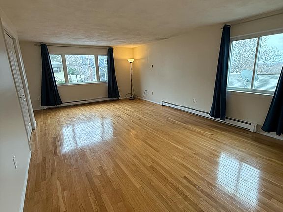 Living Room / Dining Room
