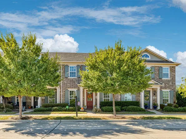8781 Bridge St, North Richland Hills, TX 76180