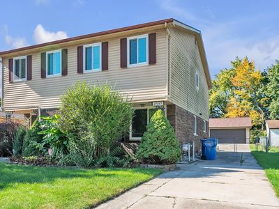 27065 Dowland St, Warren, MI, 48092