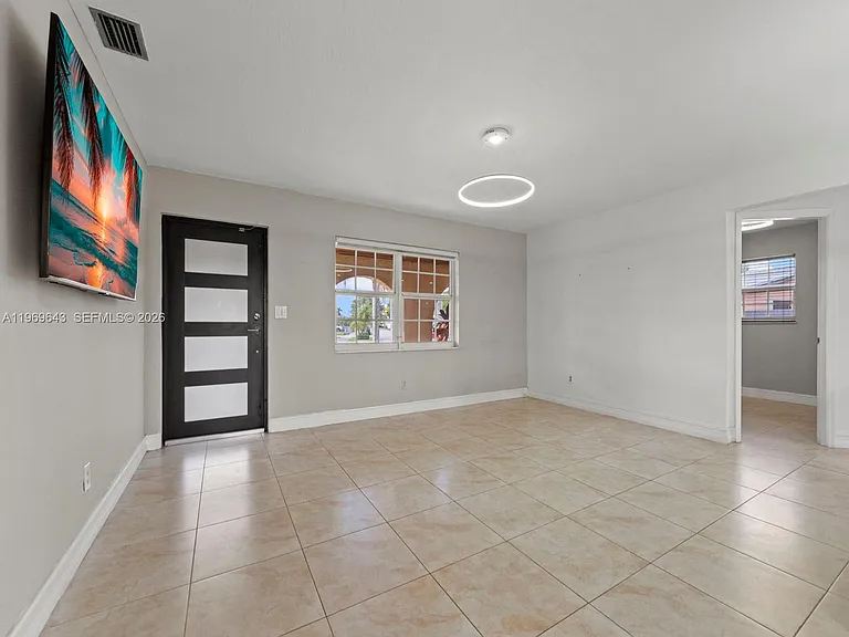 3605 SW 122nd Pl #1 — Photo 8