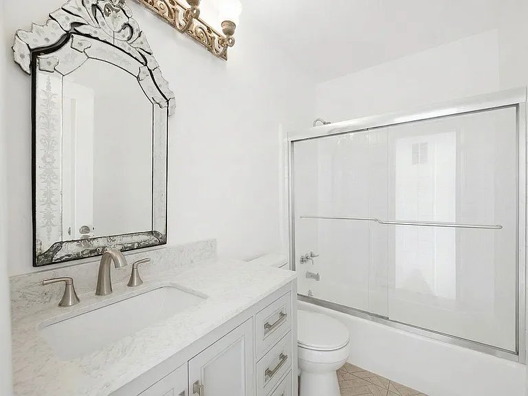 337 S Rexford Dr #3 — Photo 7