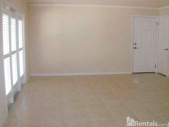 5th image of 221 Pompano Dr SE APT C