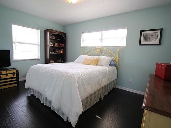 5th image of 4034 Benson Ave N