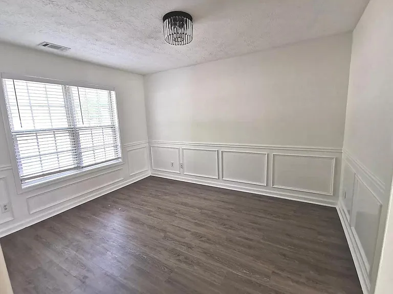 1844 Kristen Ct — Photo 17