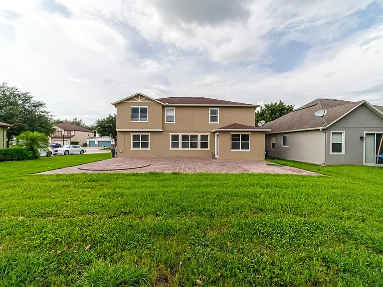 10124 Malpas Point — Photo 4
