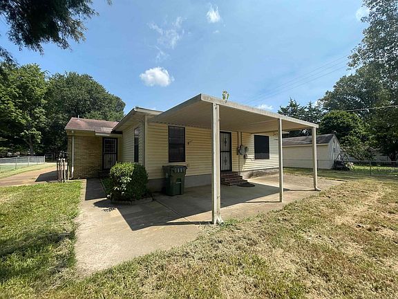 2nd image of 4663 Doris Cir S