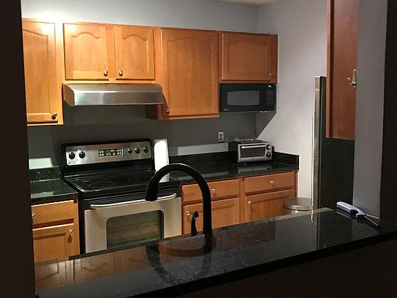 4th image of 970 Sidney Marcus Blvd NE