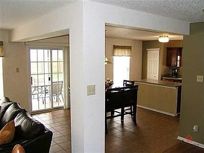 5th image of 6831 Woodland Heights Dr