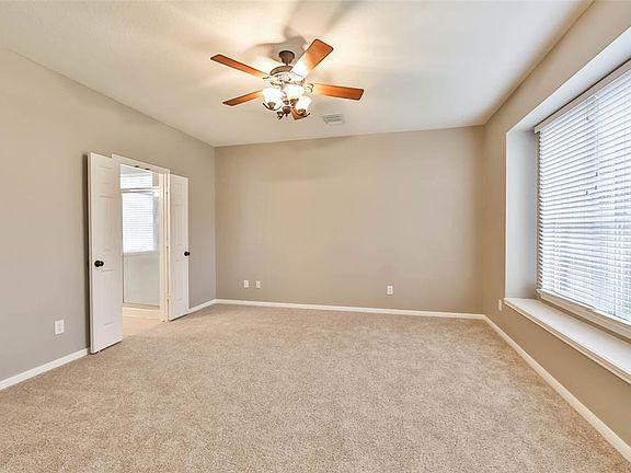 4th image of 22710 Johndale Ct