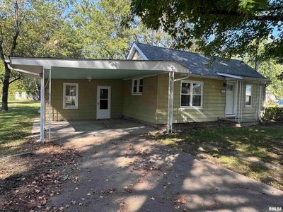 15679 Bessie St, Sesser, IL, 62884