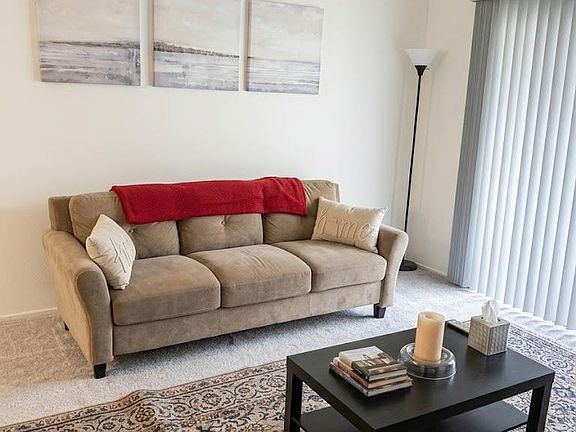 4th image of 2730 Oak Rd APT 60