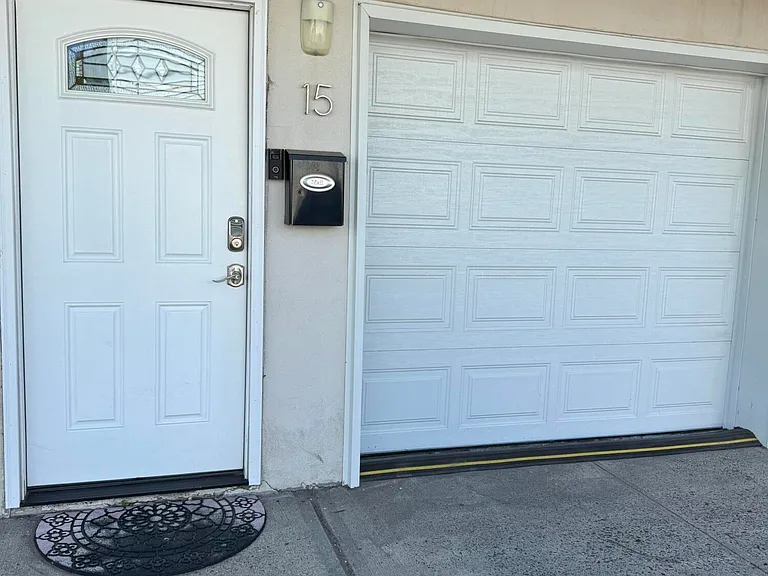 15 Beachway Ave #10 — Photo 10