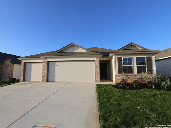 1144 Limestone Ridge, Seguin, TX 78155