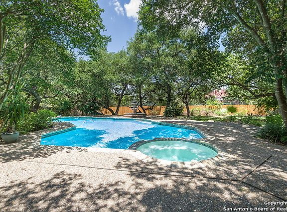 3rd image of 216 Branch Oak Way