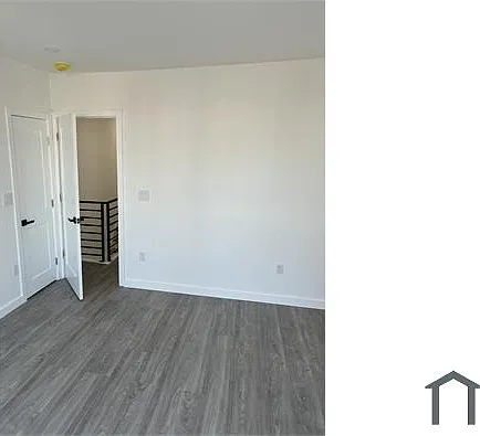 623 N Frazier St — Photo 4