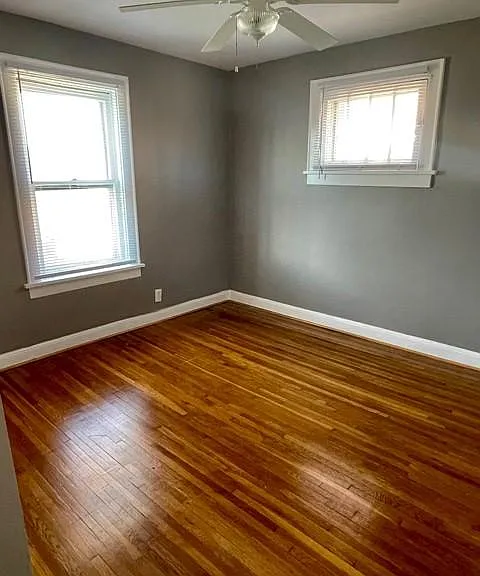 1689 Glenn Ave — Photo 9