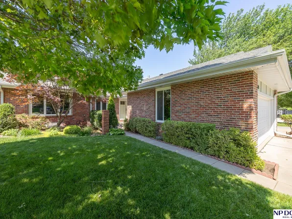 6703 Hawkins Bnd, Lincoln, NE 68516