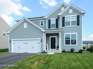 2276 Lundquist Dr, Aurora, IL 60503