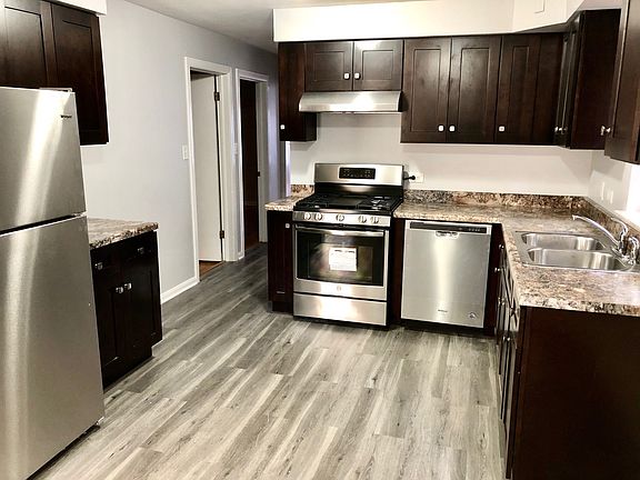 2nd image of 6532 N Harlem Ave APT 2