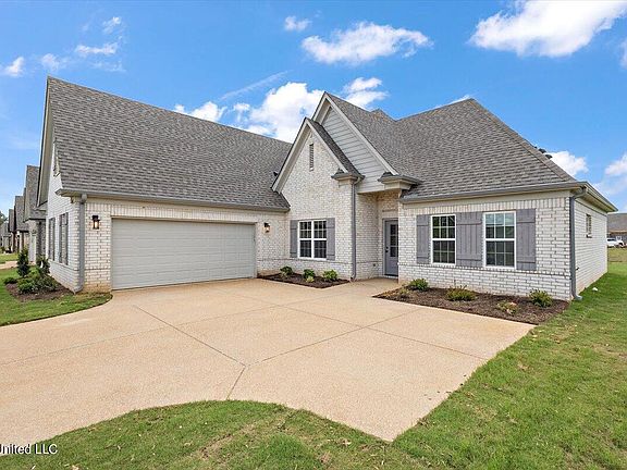 2nd image of 8882 Erin Banks Dr