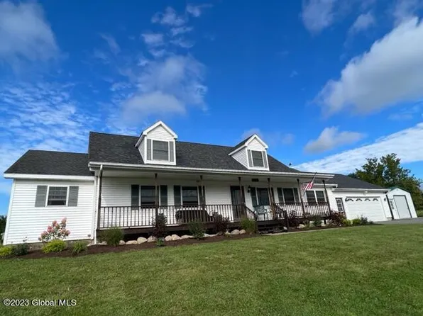 5 Canter Lane, Johnstown, NY 12095