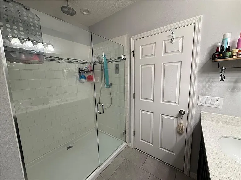1501 Finchburg St — Photo 17