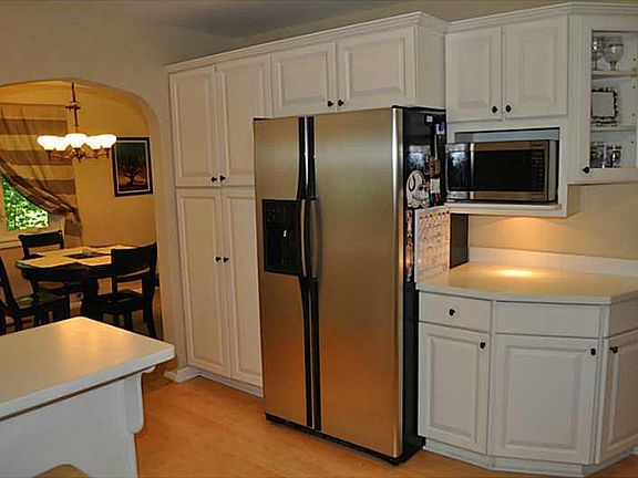 5th image of 6084 N Orchard Hill Ln