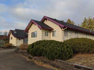 9475 5th St #4, Bay City, OR
