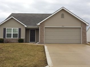 10216 Archstone Cv, New Haven, IN 46774