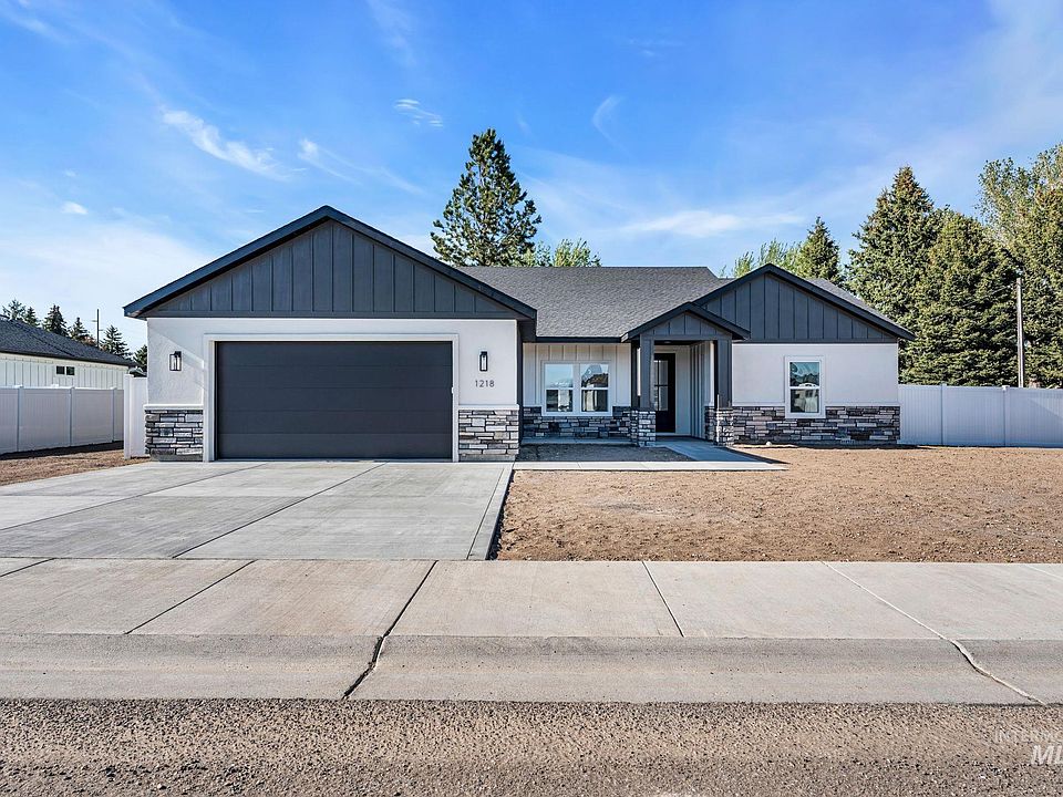 1st image of 1218 Jade Dr
