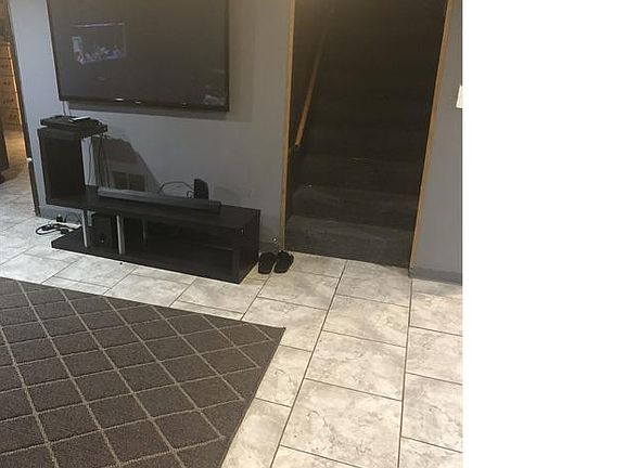 4th image of 16912 Wausau Ave