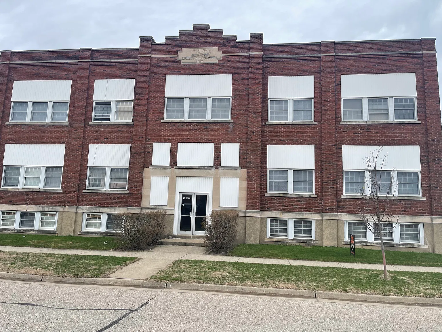 1 bed, 1.0 bath, $1,025 — Photo 1
