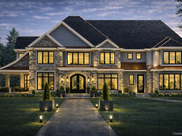 16 Pierson Lakes Drive, Sloatsburg, NY 10974