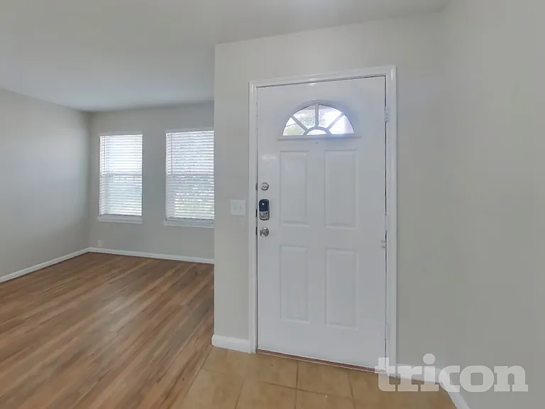 2744 Woodspring Forest Dr — Photo 15