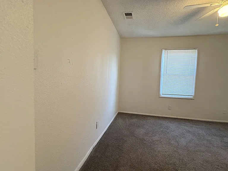 4202 Pearl St — Photo 41
