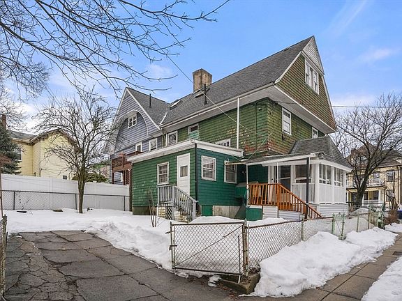 4th image of 1 Copley St