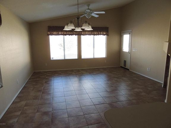 4th image of 8824 W Wedgewood Dr