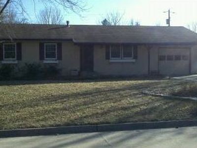204 Dix Dr, Manhattan, KS, 66502