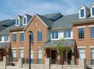 15 N Squirrel Rd, Auburn Hills, MI 48326