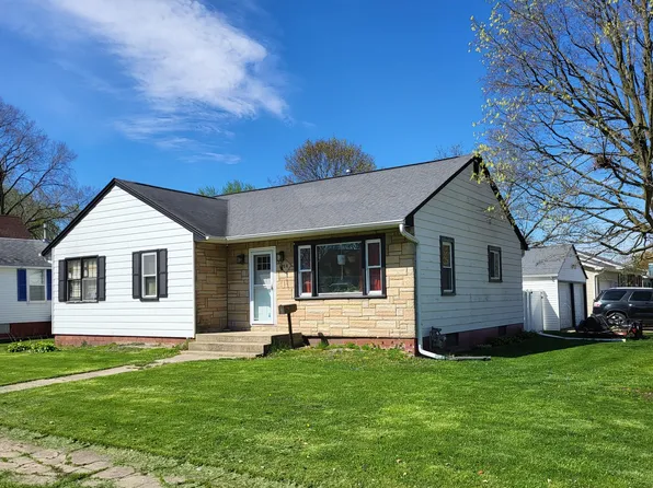 210 6th Ave, Mendota, IL 61342