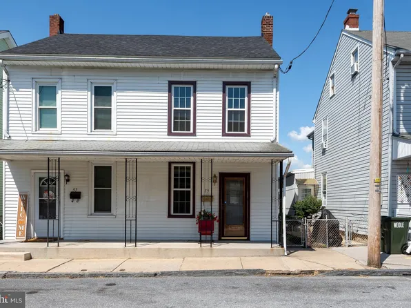 59 Moravian St, Lebanon, PA 17042