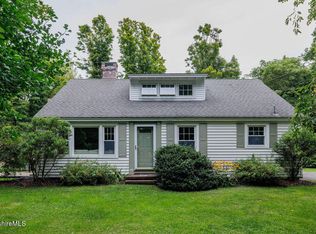 28 Manville St, Great Barrington, MA 01230