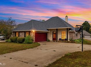 386 Mousse Ruelle Dr, Shreveport, LA 71106