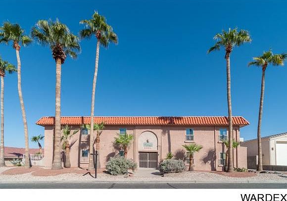 1st image of 3051 Shoshone Dr