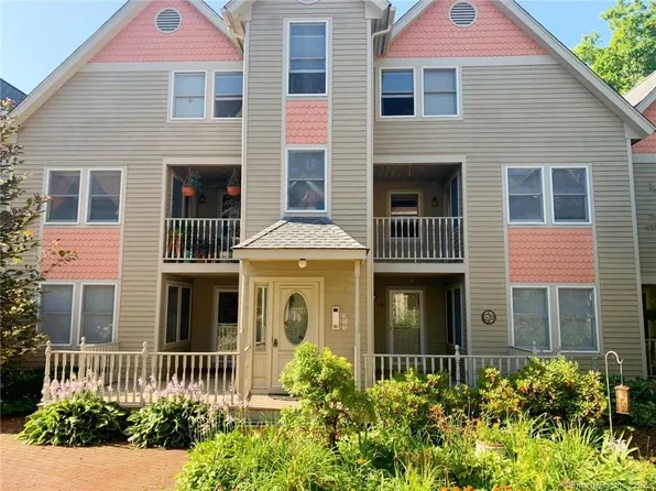 68 Wilson Avenue #U211, Torrington, CT 06790